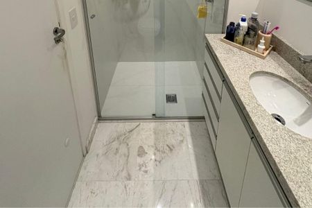 Apartamento à venda com 69m², 1 quarto e 2 vagas Apartamento à venda com 69m², 1 quarto e 2 vagasBanheiro