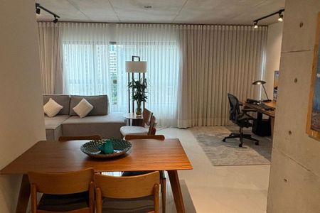 Apartamento à venda com 69m², 1 quarto e 2 vagas Apartamento à venda com 69m², 1 quarto e 2 vagasSala