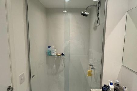 Apartamento à venda com 69m², 1 quarto e 2 vagas Apartamento à venda com 69m², 1 quarto e 2 vagasBanheiro