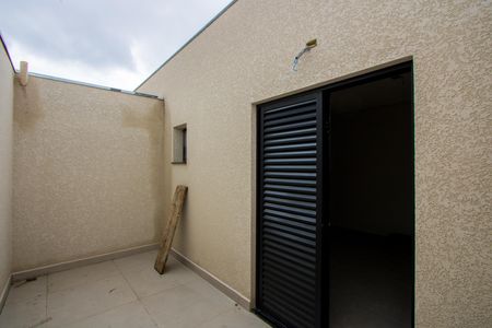 Área externa do quarto 1 de casa à venda com 3 quartos, 100m² em Jardim Santo Alberto, Santo André