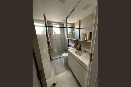 Apartamento à venda com 106m², 3 quartos e 2 vagas Apartamento à venda com 106m², 3 quartos e 2 vagasBanheiro