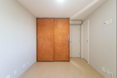 Apartamento à venda com 163m², 3 quartos e 3 vagas Apartamento à venda com 163m², 3 quartos e 3 vagasSuite 1