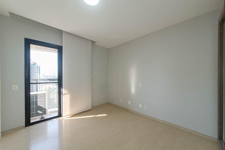 Apartamento à venda com 163m², 3 quartos e 3 vagas Apartamento à venda com 163m², 3 quartos e 3 vagasSuite 2