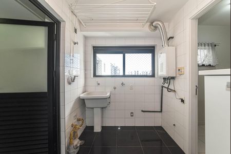 Apartamento à venda com 163m², 3 quartos e 3 vagas Apartamento à venda com 163m², 3 quartos e 3 vagasArea de serviço