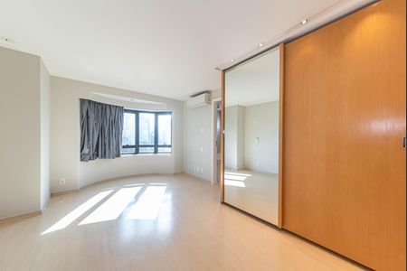 Apartamento à venda com 163m², 3 quartos e 3 vagas Apartamento à venda com 163m², 3 quartos e 3 vagasSuite 3