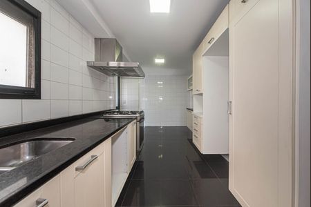 Apartamento à venda com 163m², 3 quartos e 3 vagas Apartamento à venda com 163m², 3 quartos e 3 vagasCozinha