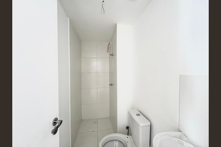 Apartamento à venda com 29m², 2 quartos e sem vaga Apartamento à venda com 29m², 2 quartos e sem vagaBanheiro