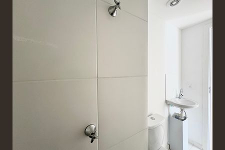 Apartamento à venda com 29m², 2 quartos e sem vaga Apartamento à venda com 29m², 2 quartos e sem vagaBanheiro