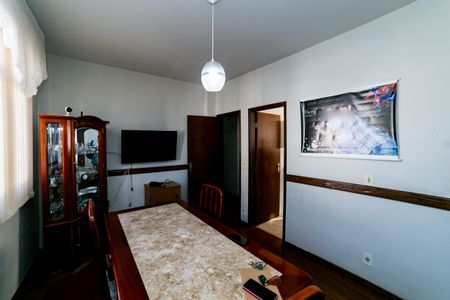 Apartamento para alugar com 90m², 3 quartos e 1 vagaSala