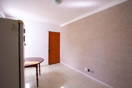 Sala de apartamento para alugar com 2 quartos, 50m² em Arsenal, São Gonçalo