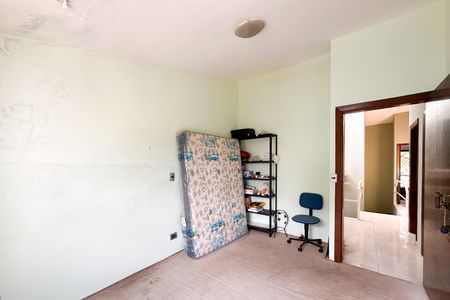 Casa à venda com 230m², 2 quartos e 2 vagas Casa à venda com 230m², 2 quartos e 2 vagasQuarto 1