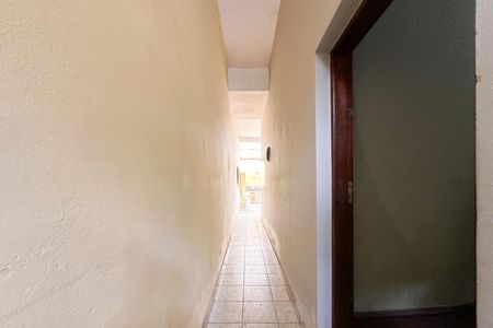 Casa à venda com 230m², 2 quartos e 2 vagas Casa à venda com 230m², 2 quartos e 2 vagasQuintal