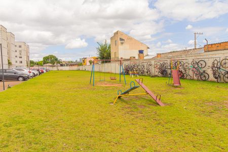Apartamento para alugar com 41m², 2 quartos e 1 vaga Apartamento para alugar com 41m², 2 quartos e 1 vagaÁrea comum - Playground