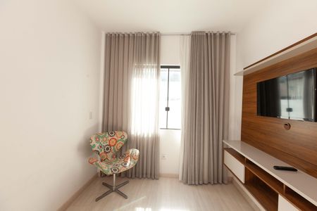 Apartamento à venda com 2 quartos, 96m² em Novo Riacho, Contagem
