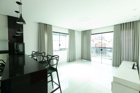 Apartamento à venda com 2 quartos, 96m² em Novo Riacho, Contagem