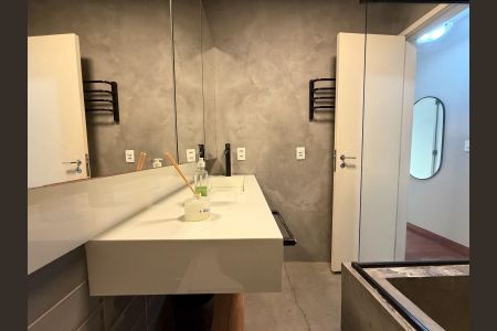 Apartamento para alugar com 80m², 2 quartos e sem vaga Apartamento para alugar com 80m², 2 quartos e sem vagaBanheiro