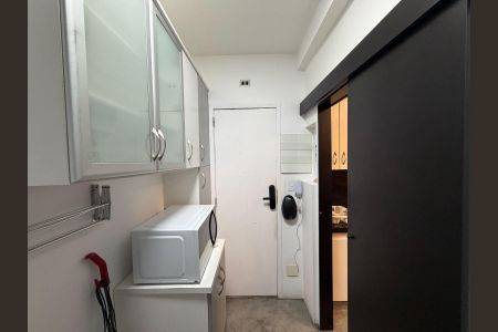 Apartamento para alugar com 80m², 2 quartos e sem vaga Apartamento para alugar com 80m², 2 quartos e sem vagaÁrea de Serviço