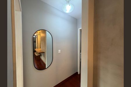Corredor de apartamento para alugar com 2 quartos, 80m² em Copacabana, Rio de Janeiro