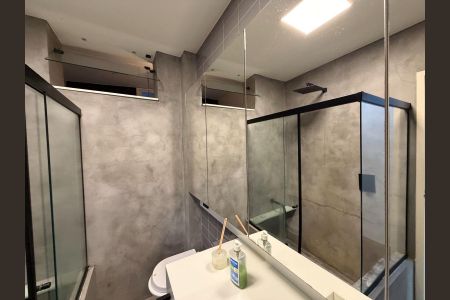 Apartamento para alugar com 80m², 2 quartos e sem vaga Apartamento para alugar com 80m², 2 quartos e sem vagaBanheiro