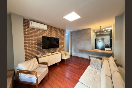 Sala de apartamento para alugar com 2 quartos, 80m² em Copacabana, Rio de Janeiro