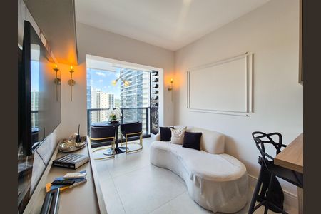 Sala de apartamento à venda com 1 quarto, 31m² em Vila Olímpia, São Paulo