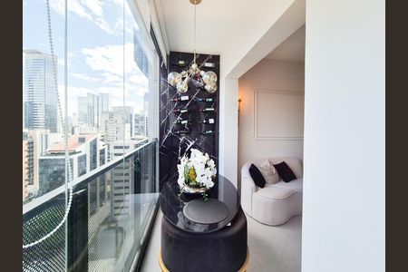 Varanda de apartamento à venda com 1 quarto, 31m² em Vila Olímpia, São Paulo