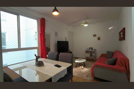 Sala de apartamento para alugar com 2 quartos, 49m² em Vargem Grande, Rio de Janeiro