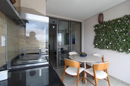 Apartamento à venda com 79m², 2 quartos e 2 vagasVaranda