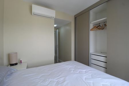 Apartamento à venda com 79m², 2 quartos e 2 vagasQuarto 2 - Suíte