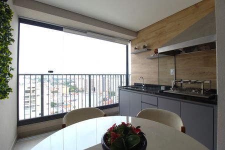Apartamento à venda com 79m², 2 quartos e 2 vagasVaranda