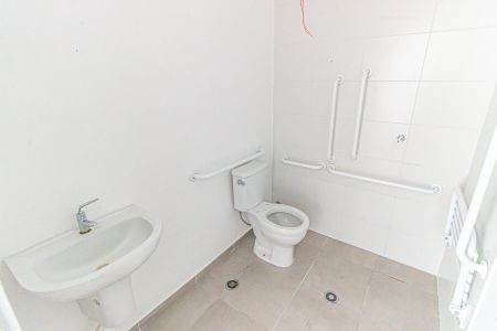 Apartamento para alugar com 37m², 2 quartos e sem vaga Apartamento para alugar com 37m², 2 quartos e sem vagaBanheiro