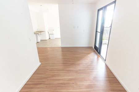 Apartamento para alugar com 37m², 2 quartos e sem vaga Apartamento para alugar com 37m², 2 quartos e sem vagaSala/Quarto