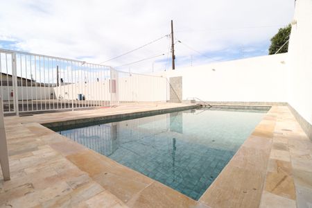 Apartamento para alugar com 65m², 2 quartos e 1 vagaÁrea comum - Piscina