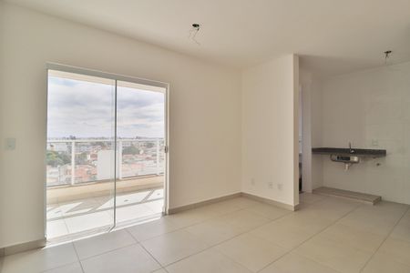Sala de apartamento para alugar com 2 quartos, 65m² em Segismundo Pereira, Uberlândia