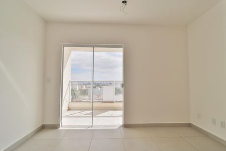 Sala de apartamento para alugar com 2 quartos, 65m² em Segismundo Pereira, Uberlândia