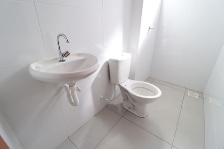 Apartamento para alugar com 65m², 2 quartos e 1 vagaBanheiro Social