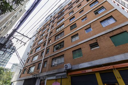 Apartamento à venda com 95m², 4 quartos e sem vaga Apartamento à venda com 95m², 4 quartos e sem vagaFachada