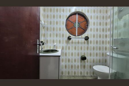 Casa à venda com 240m², 3 quartos e 7 vagas Casa à venda com 240m², 3 quartos e 7 vagasBanheiro
