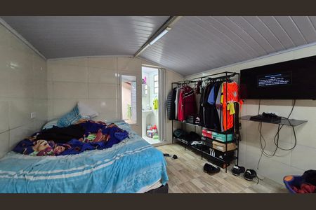 Casa à venda com 240m², 3 quartos e 7 vagas Casa à venda com 240m², 3 quartos e 7 vagasQuarto