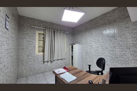 Casa à venda com 240m², 3 quartos e 7 vagas Casa à venda com 240m², 3 quartos e 7 vagasQuarto