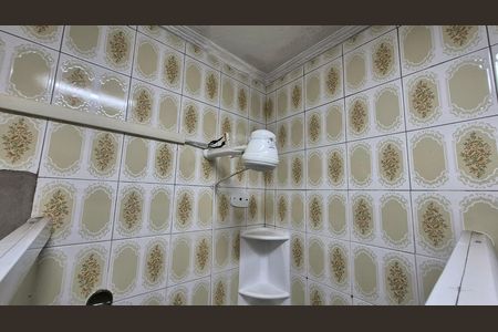 Casa à venda com 240m², 3 quartos e 7 vagas Casa à venda com 240m², 3 quartos e 7 vagasBanheiro