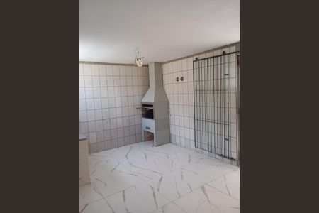 Área de serviço de casa à venda com 4 quartos, 208m² em Harmonia, Canoas