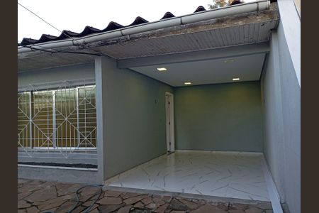 Casa à venda com 208m², 4 quartos e 4 vagasGaragem