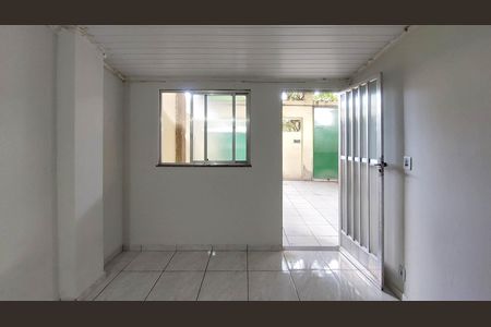 Casa para alugar com 65m², 2 quartos e 2 vagas Casa para alugar com 65m², 2 quartos e 2 vagasQuarto 2