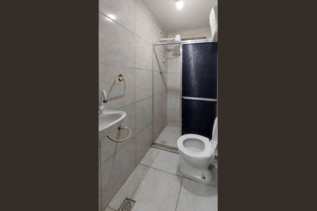 Casa para alugar com 65m², 2 quartos e 2 vagas Casa para alugar com 65m², 2 quartos e 2 vagasBanheiro