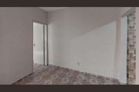 Casa para alugar com 65m², 2 quartos e 2 vagas Casa para alugar com 65m², 2 quartos e 2 vagasSala