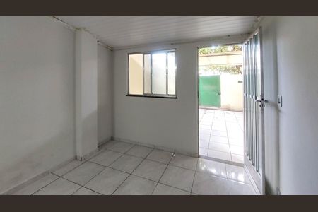 Casa para alugar com 65m², 2 quartos e 2 vagas Casa para alugar com 65m², 2 quartos e 2 vagasQuarto 2