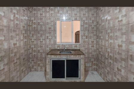Casa para alugar com 65m², 2 quartos e 2 vagas Casa para alugar com 65m², 2 quartos e 2 vagasCozinha