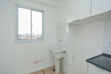 Apartamento para alugar com 37m², 2 quartos e 1 vaga
