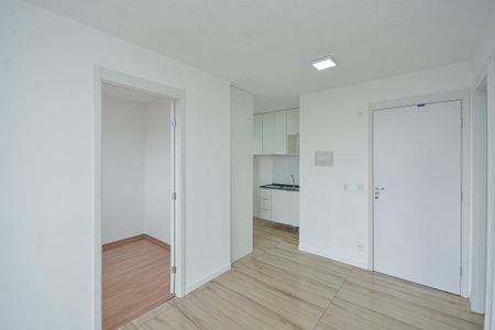 Apartamento para alugar com 37m², 2 quartos e 1 vaga